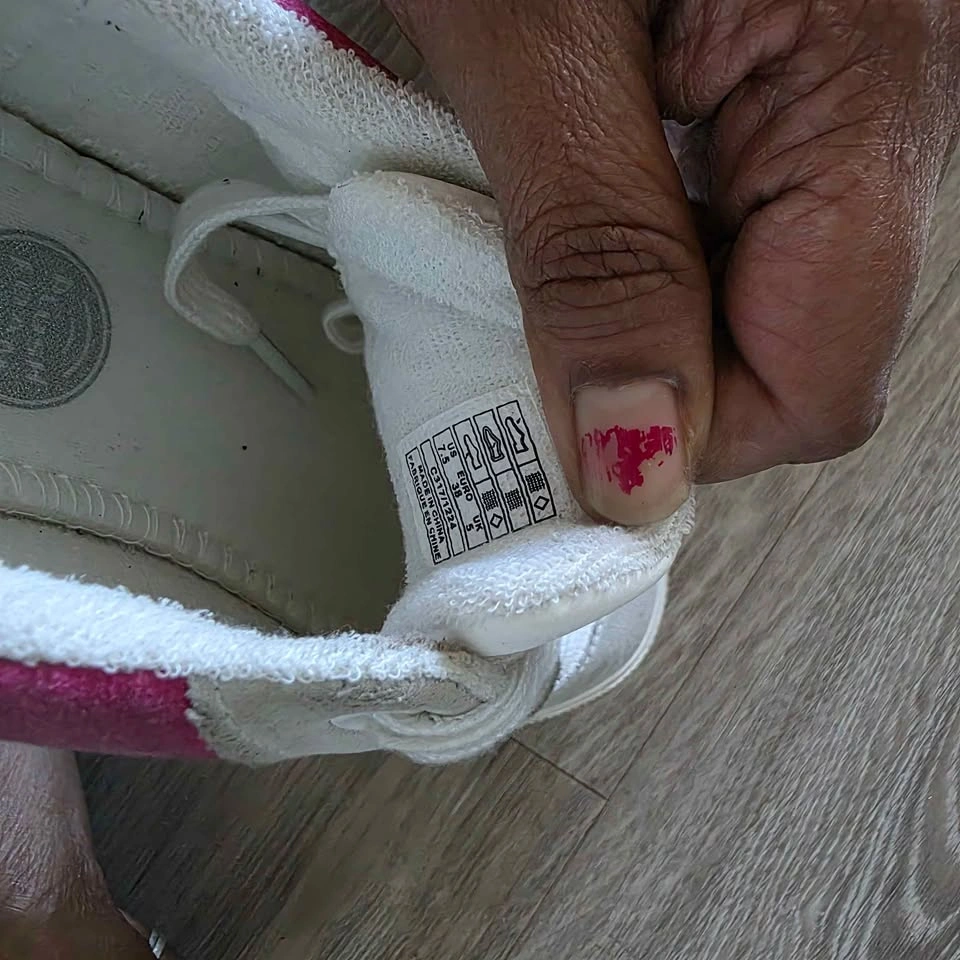 Like New-Rocket Dog Sneakers - photo 2