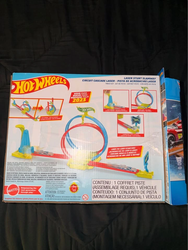 Hotwheels Circuit bundle - photo 3