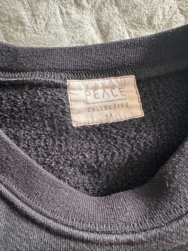 Peace Collective Toronto Vs Everybody Sweater - photo 3