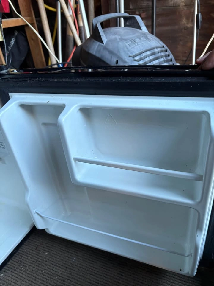 Black Mini Fridge with Icebox - photo 5