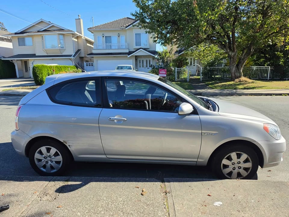 Hyundai Accent - photo 4