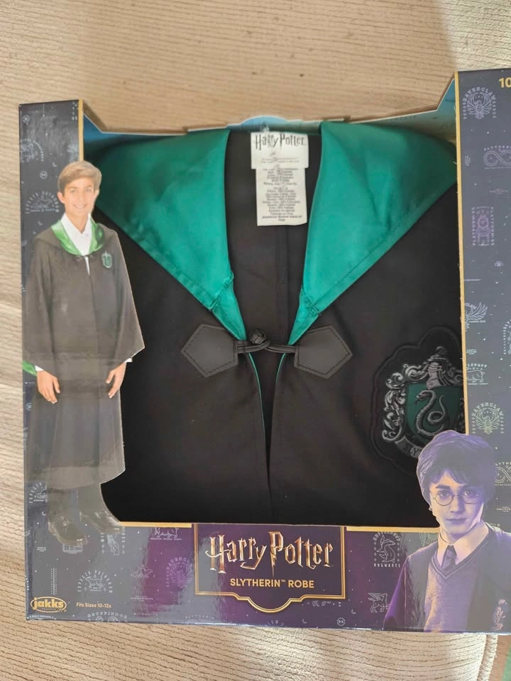 BNIB Harry Potter Size 10/12 Robes/Cloaks - photo 2