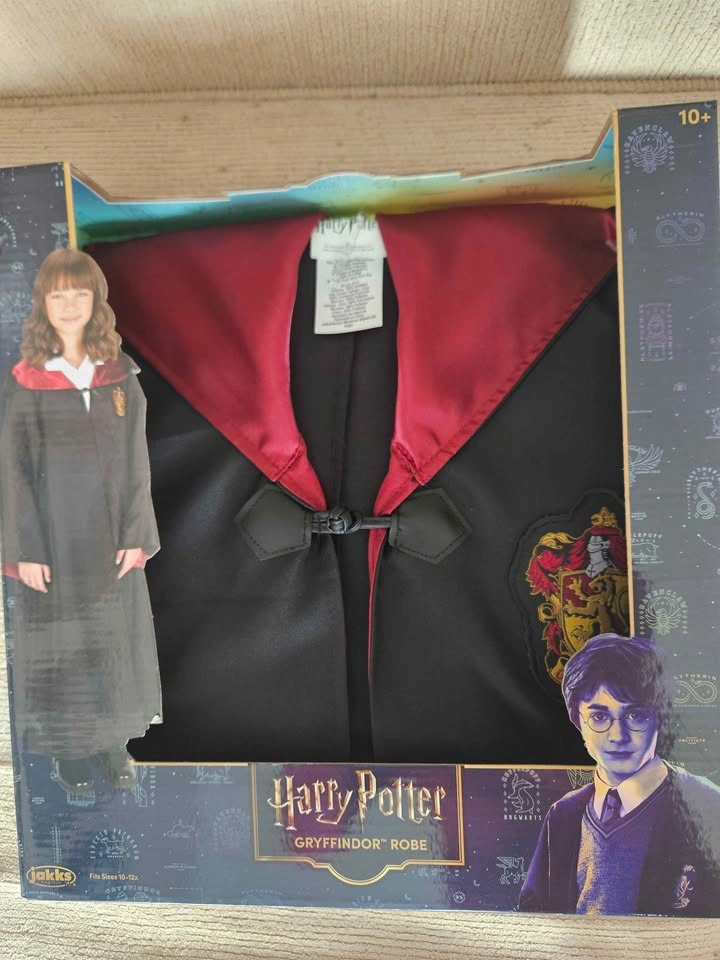BNIB Harry Potter Size 10/12 Robes/Cloaks - photo 4