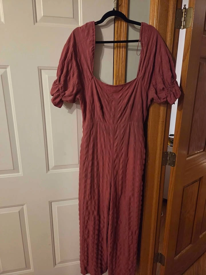 Blue Dress & Pink Jumpsuit - photo 4