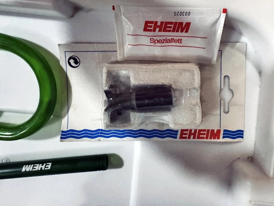 Eheim Professionel 2224 Canister Filter + Spare 2222 Pump Head + - photo 5
