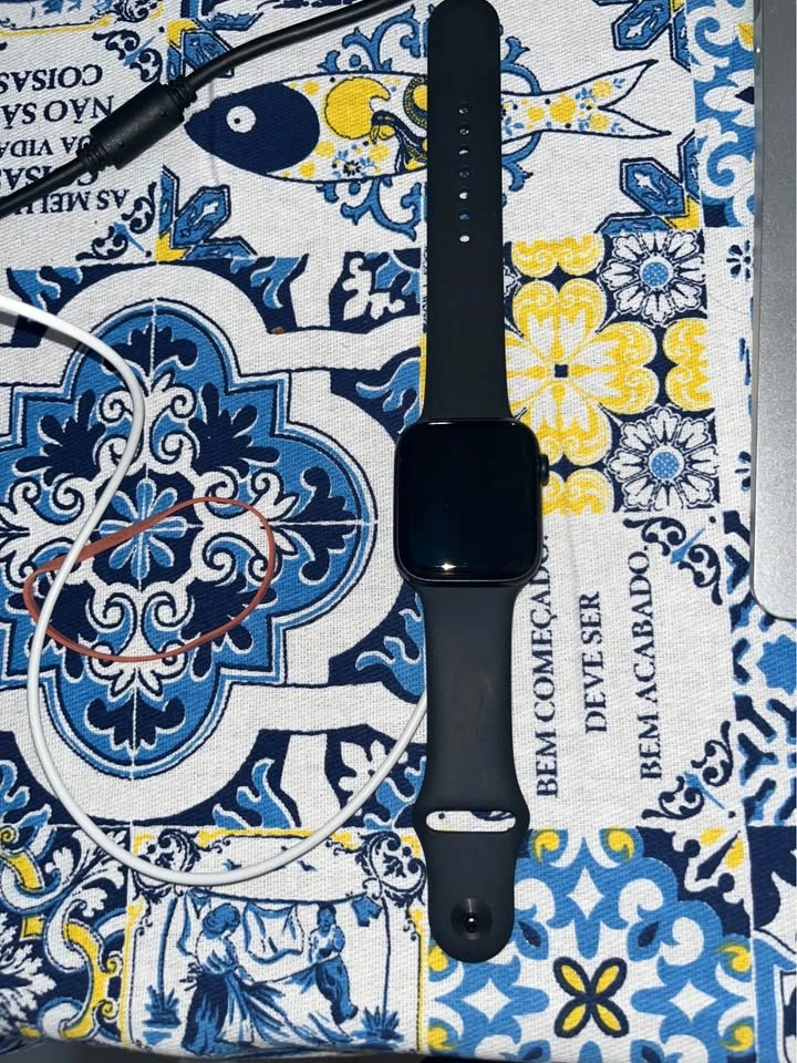 Apple Watch SE GPS + Cellular 44mm midnight sport band - photo 2
