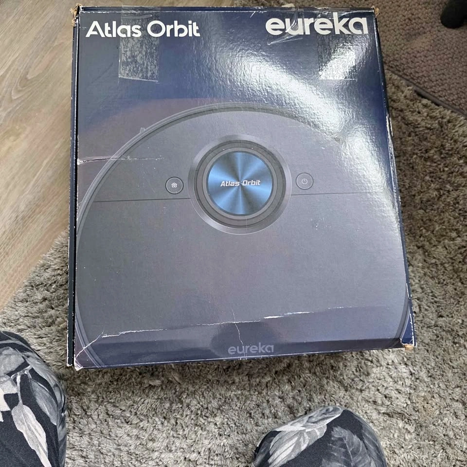 Eureka Atlas Orbit Robot Vacuum and Mop