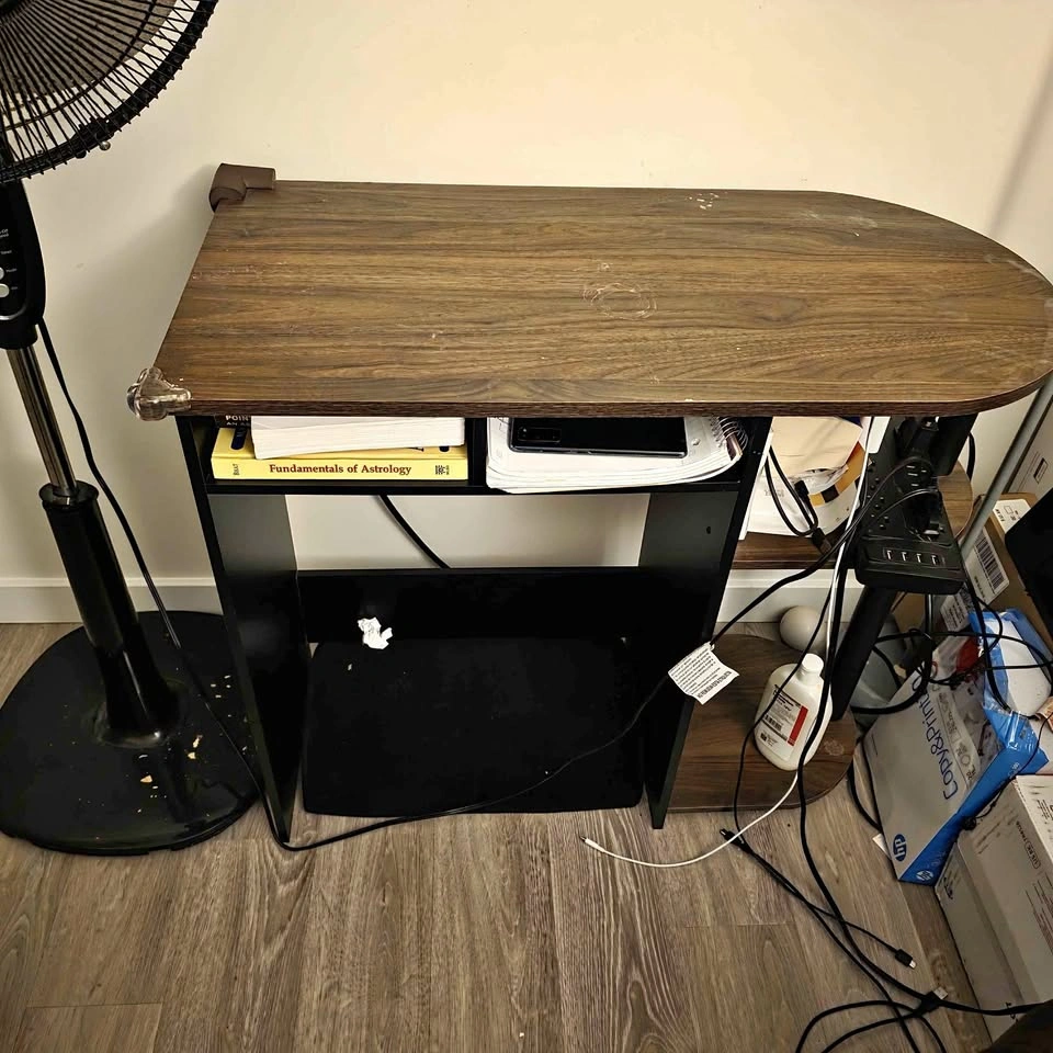 Small Wood Grain Computer Desk