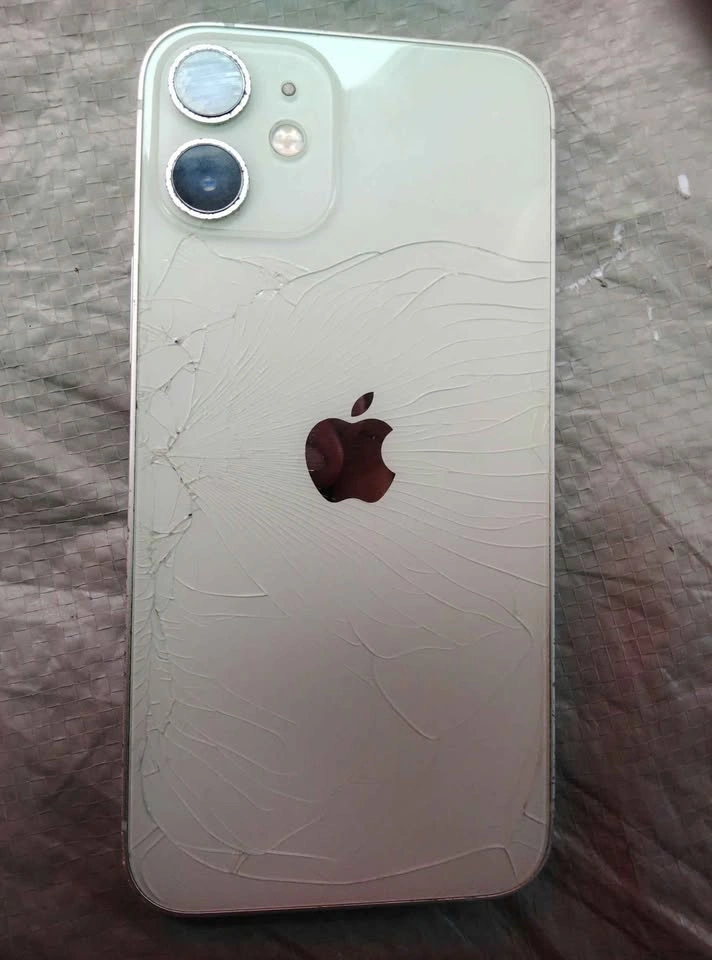 Iphone 12 mini 256gig - photo 3