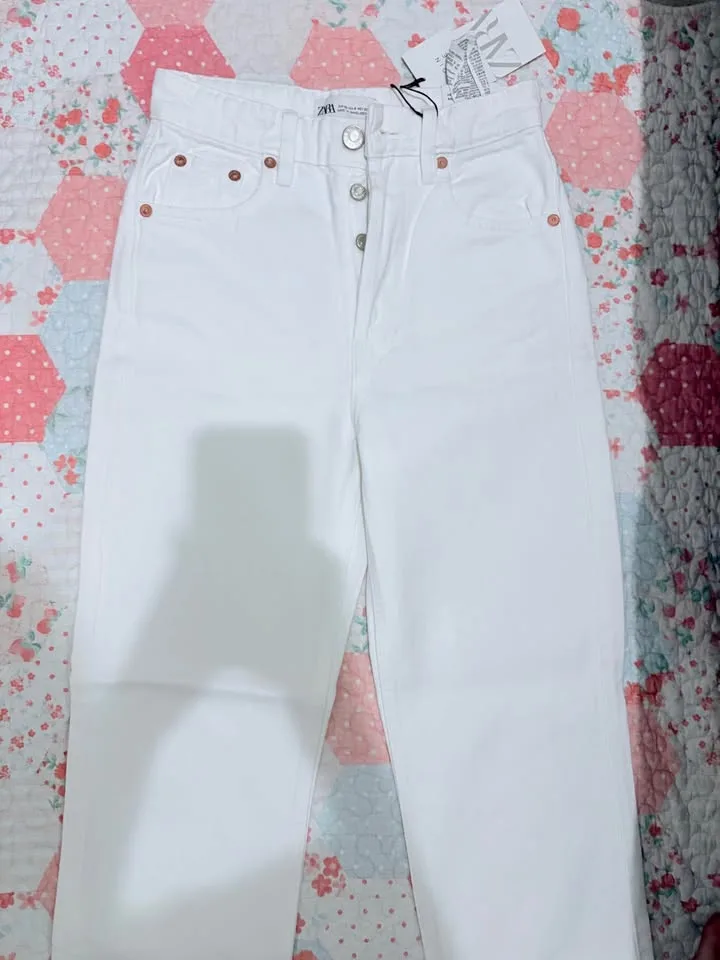 [brand new with tags] 2 zara straight jeans image indicator(2)