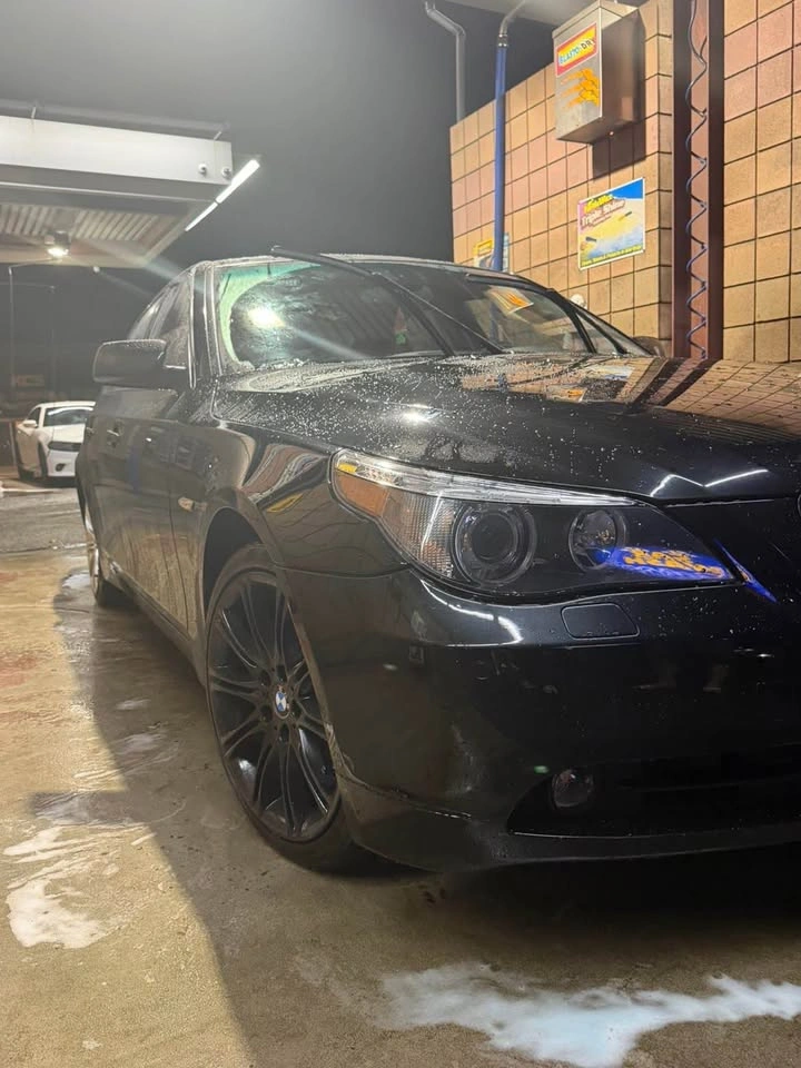 2007 BMW 5 Series - photo 2