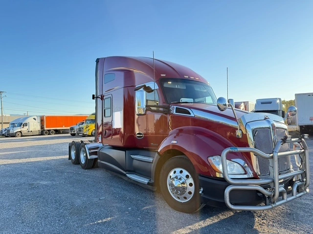 2016 Kenworth T680 - photo 2
