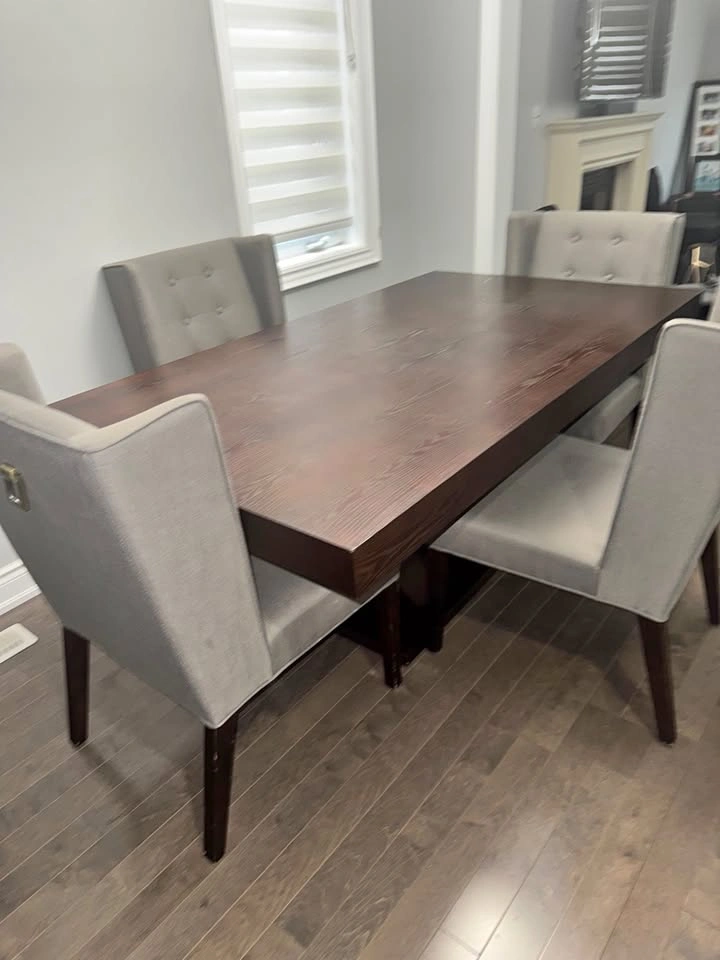Dining Table (SUNPAN)