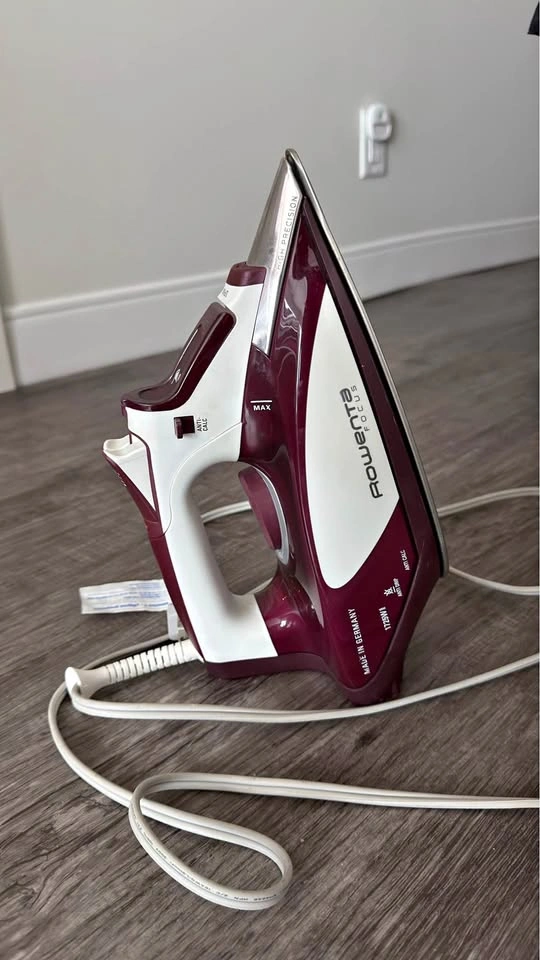 Rowenta Focus Steam Iron