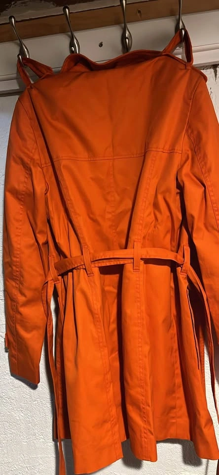 Banana republic orange trench coat - photo 3