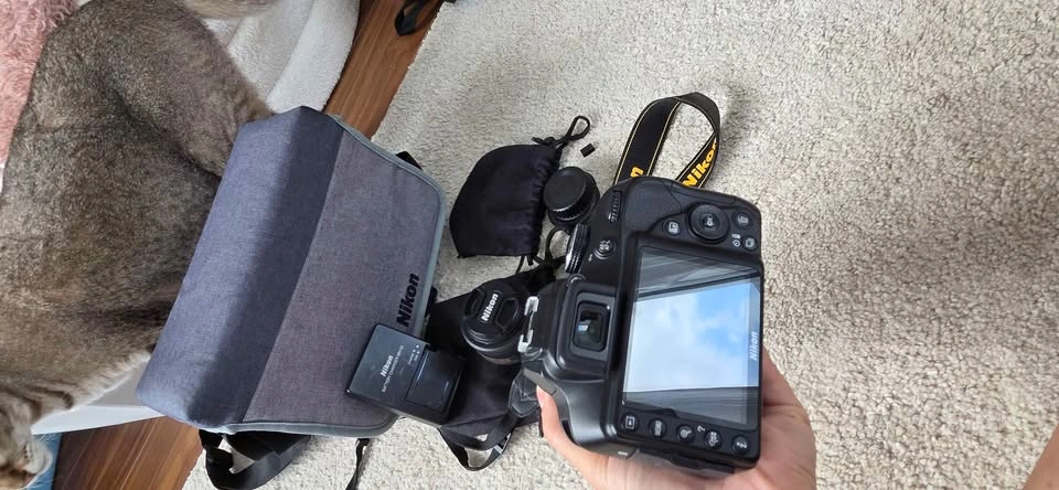 Nikon D3400 Bundle + 2 Lenses Excellent condition - photo 5