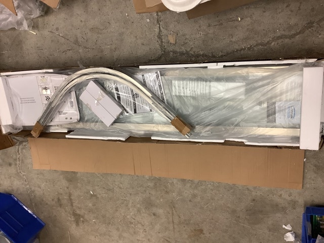 New / Open Box - MAAX Radia 32x32 Corner Shower Door - Grade A - photo 5