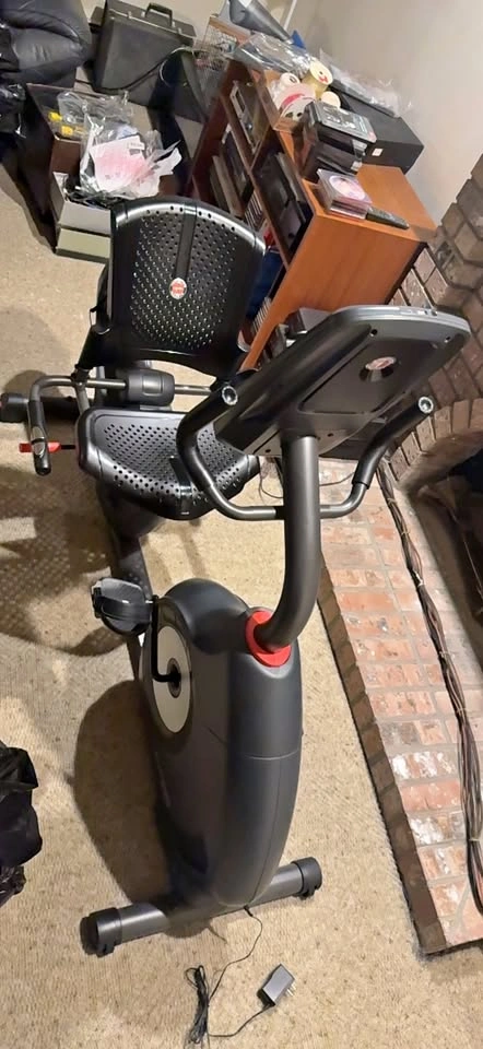 Schwinn 230 Recumbent Exercise Bike