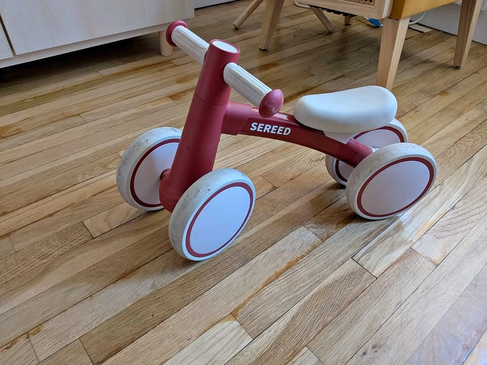 SEREED Baby Balance Bike 12-24 Months 4-Wheel Toddler Bike