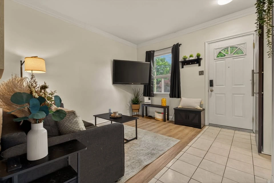 2 Beds 1 Bath - House - photo 5