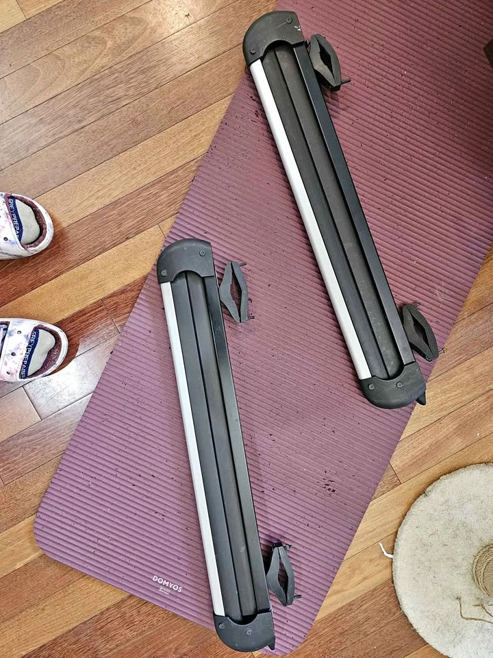 Mont Blanc Ski and Snowboard Roof Racks