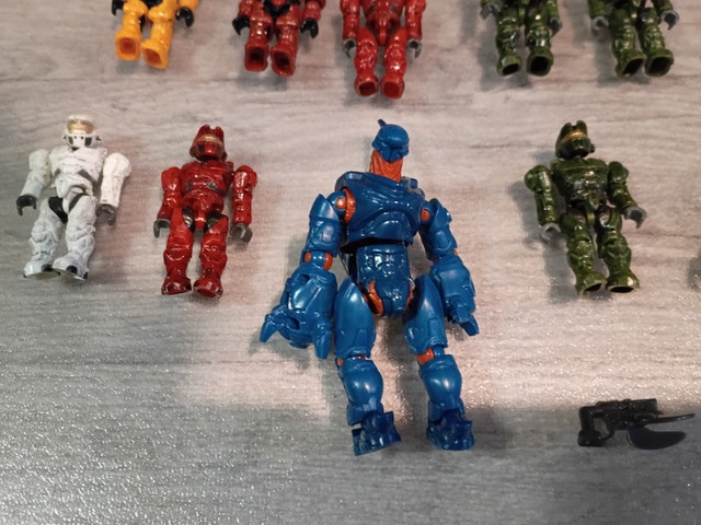Mega Bloks Halo Sector 12 Police NMPD Cyclops & Figures - photo 2