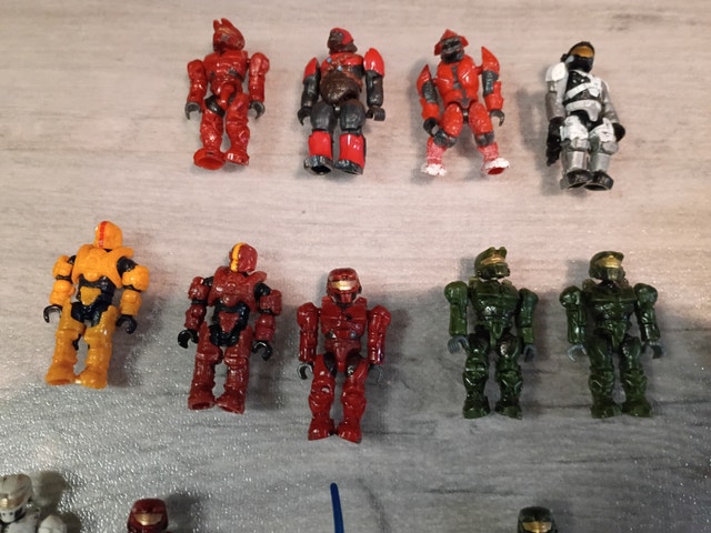 Mega Bloks Halo Sector 12 Police NMPD Cyclops & Figures - photo 5