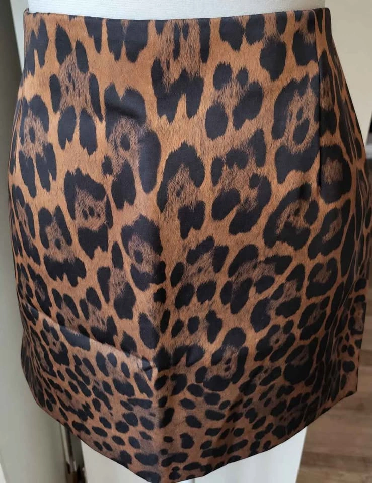 H&M Leopard Print 3-Piece Set: Blazer + Top + Skirt | Like New - photo 2