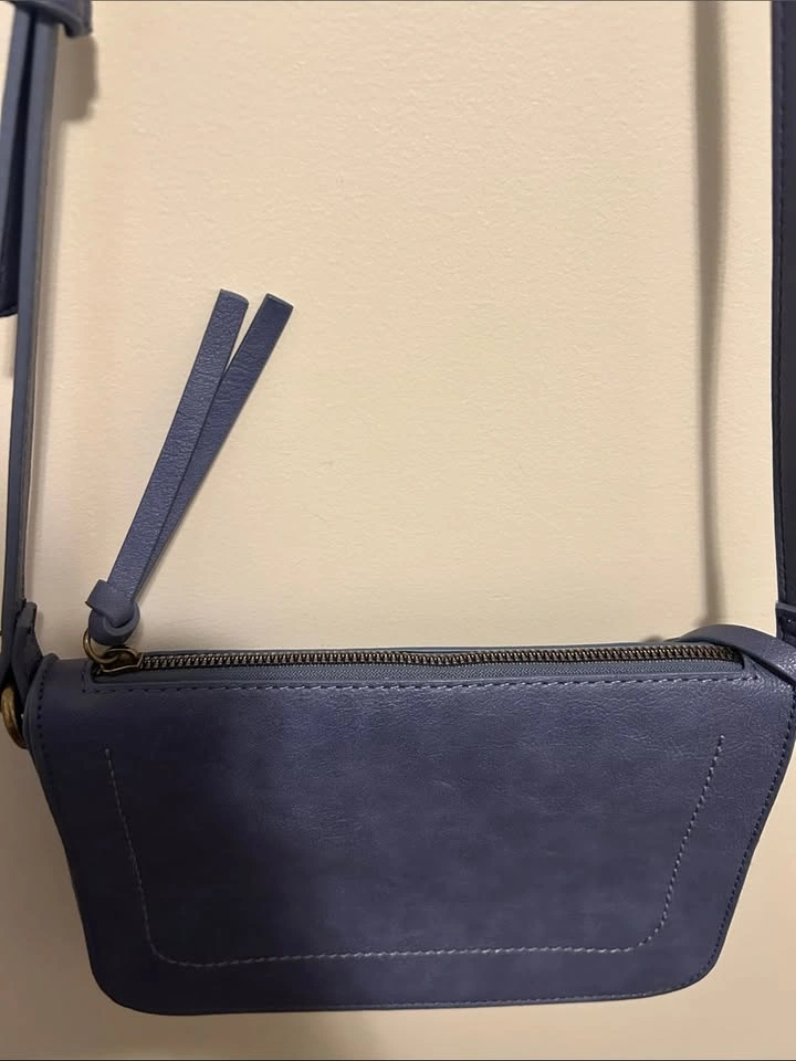 Sonoma Blue Crossbody Bag - Like New - photo 4