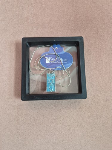 clear jewelry box
