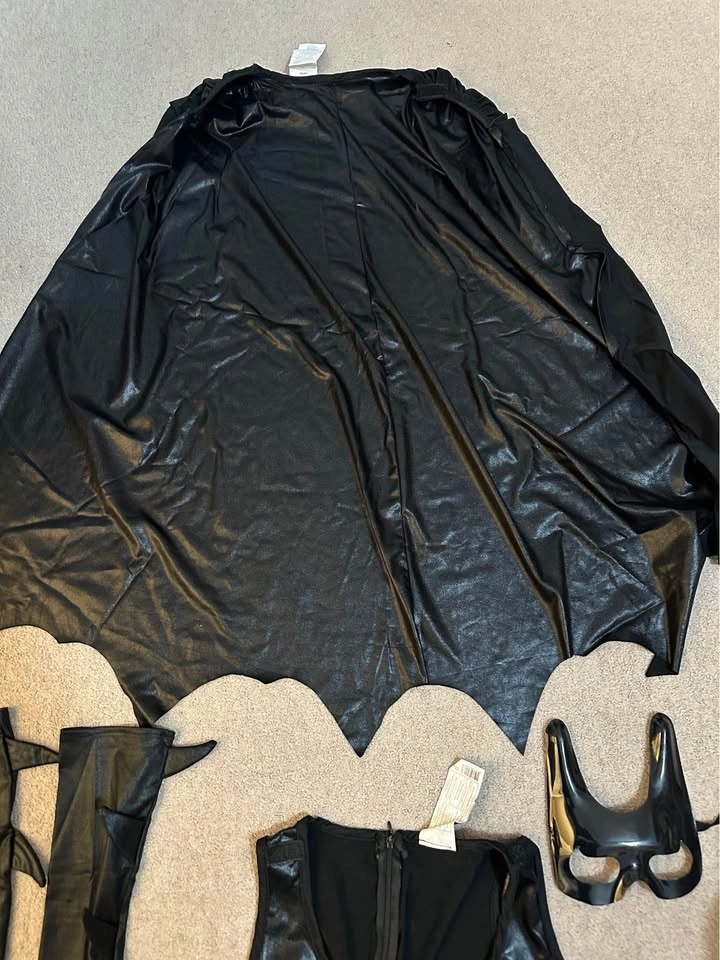 Batgirl Costume Set - Adult Medium - photo 2