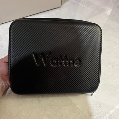 Wattne Hard Shell Carrying Case
