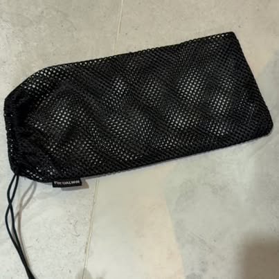 FSEUALWN Black Mesh Drawstring Bag with Balls