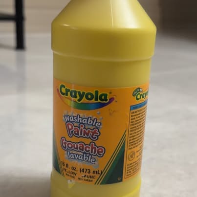 Crayola Yellow Washable Paint 16 fl oz (Half full)
