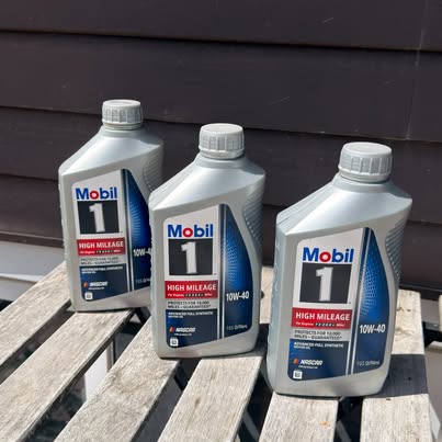 Mobil 1 High Mileage 10W-40 Motor Oil, 2.5 Quarts