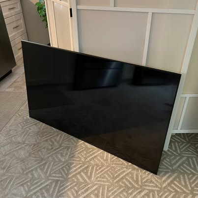 Samsung 55" QLED 4K Smart TV – QN55Q70AA