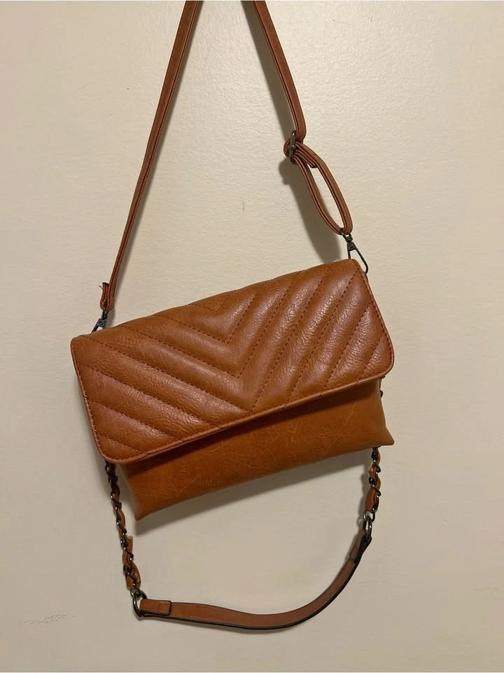 Sam & Hadley Chevron Quilted Convertible Crossbody Purse - photo 2