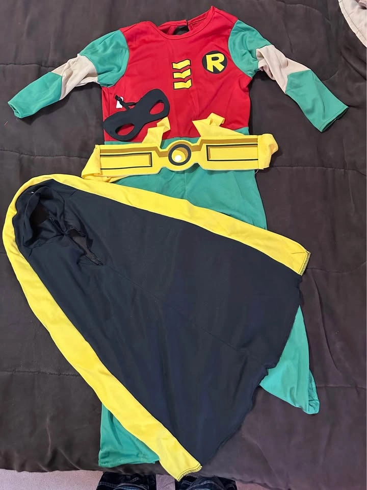 Rubie's Teen Titans Robin Child Costume Size Small 4-6YO - photo 2