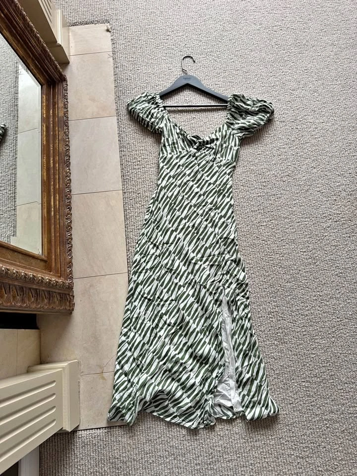 Dynamite Short Sleeve twist front maxi dress