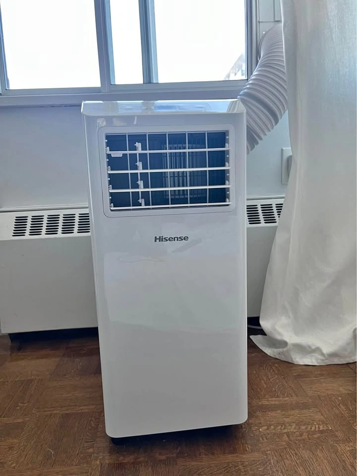 Hisense Portable Air Conditioner - Like New