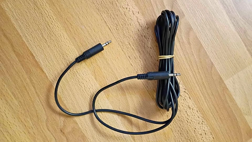 3.5mm Male to Male Audio Cable