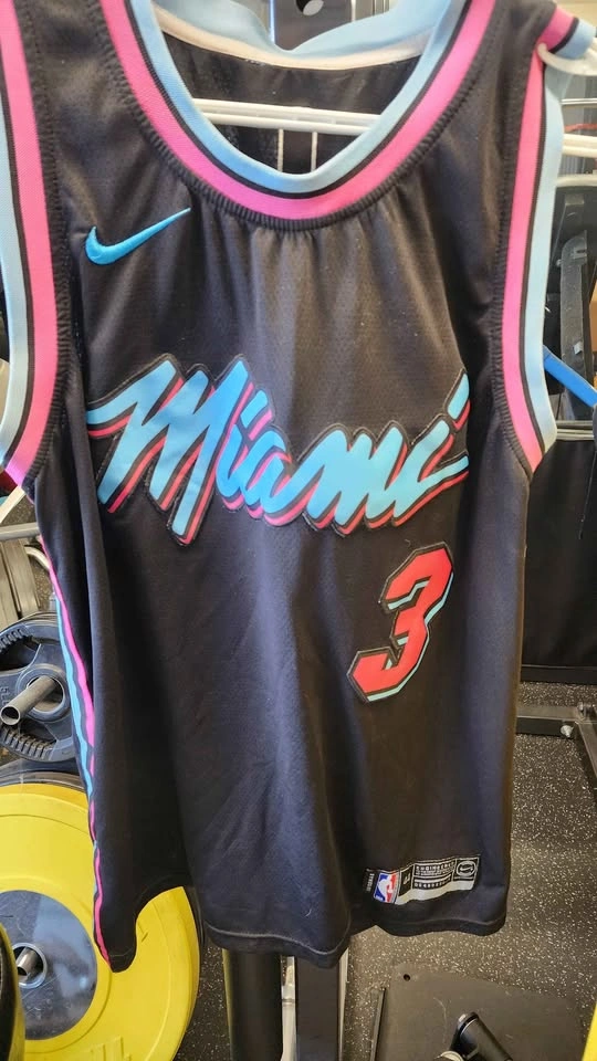 NBA Jerseys - photo 3