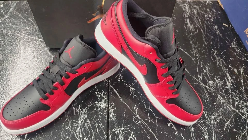 Air Jordan 1 Low - photo 3