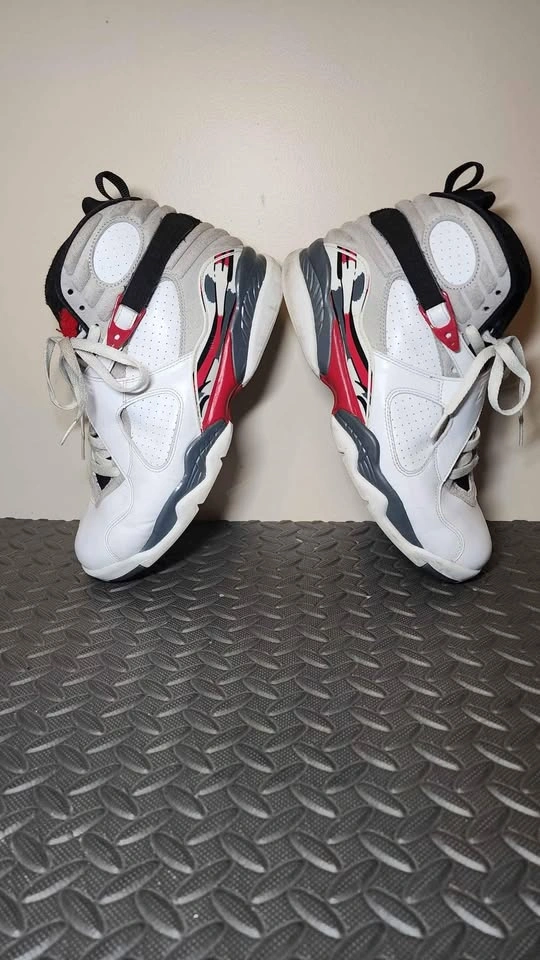 Jordan 8 Retro 2013 Bugs Bunny Authentic - photo 2