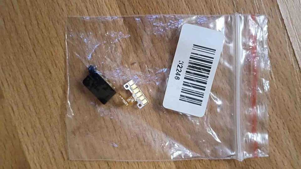 LG Nexus 5 Audio Jack Replacement - photo 2