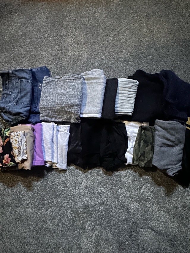 23 items of woman’s clothes for 30$