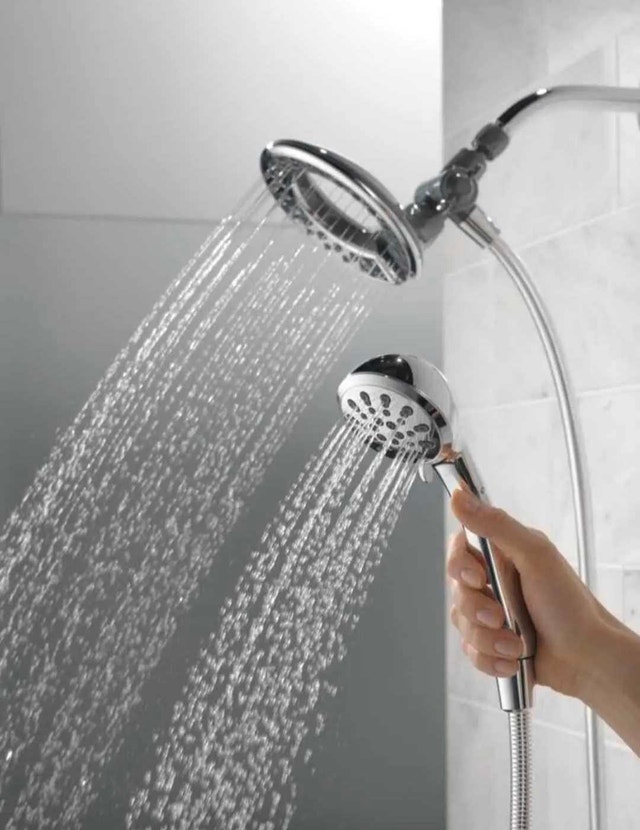 Delta In2ition Chrome 2-in-1 4 Spray Settings Shower Head - photo 2
