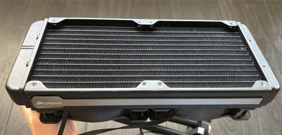 Corsair Hydro Series H100i V2 Extreme AIO cooler image indicator(4)