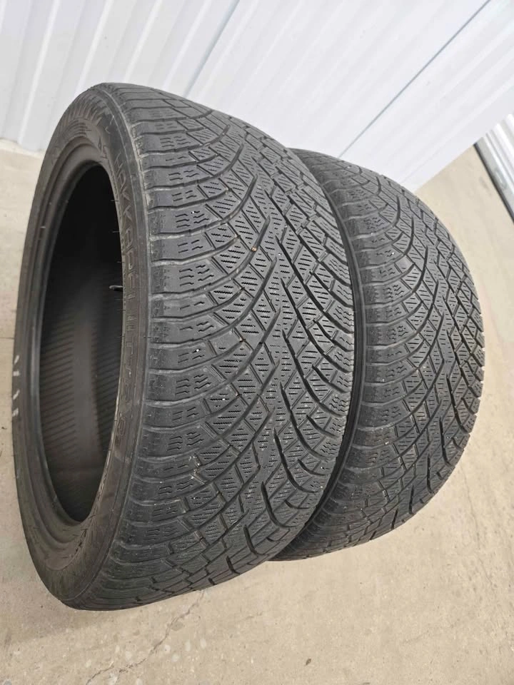 Two Winter Tires 235/45R18 - photo 2