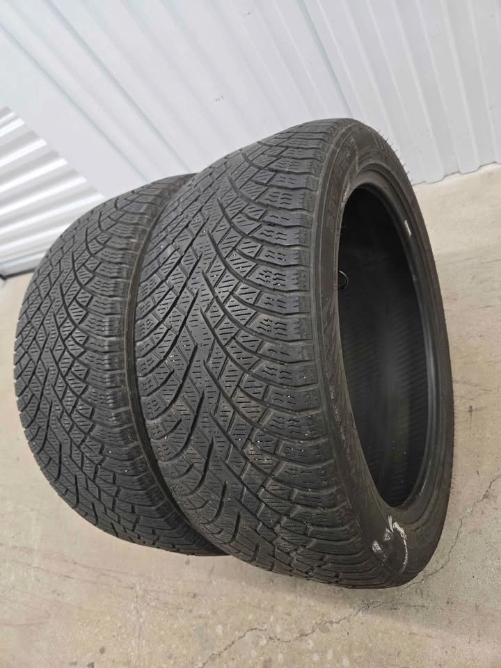 Two Winter Tires 235/45R18 - photo 3